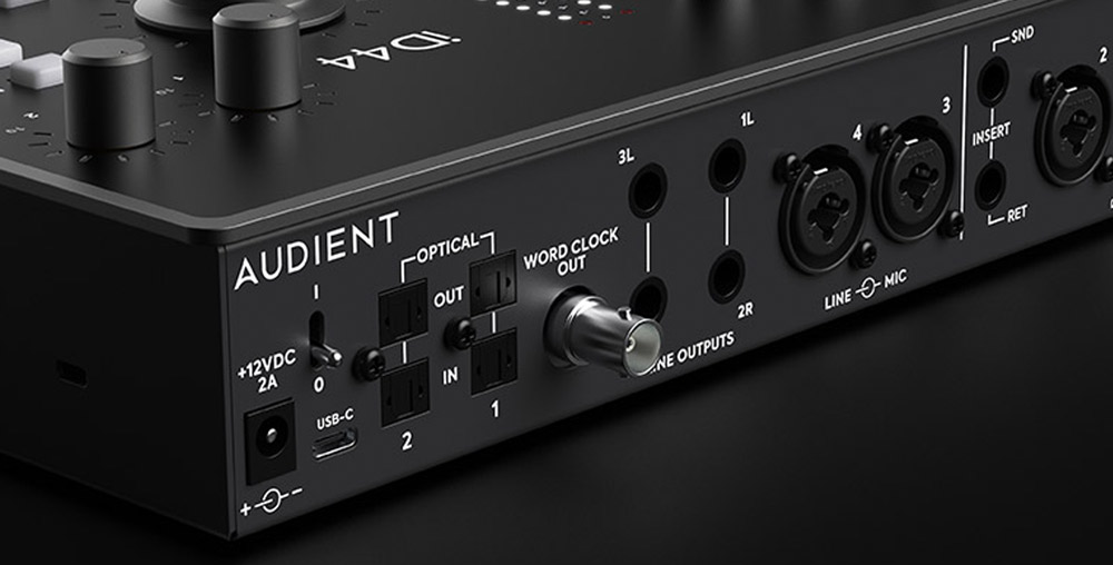 Audient-iD44-MKII-digital-adat-connections